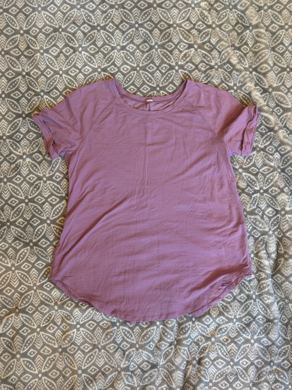 Lululemon Open Up Tie Back Tee
Jubilee W3BP2S ~2 - Picture 5 of 8
